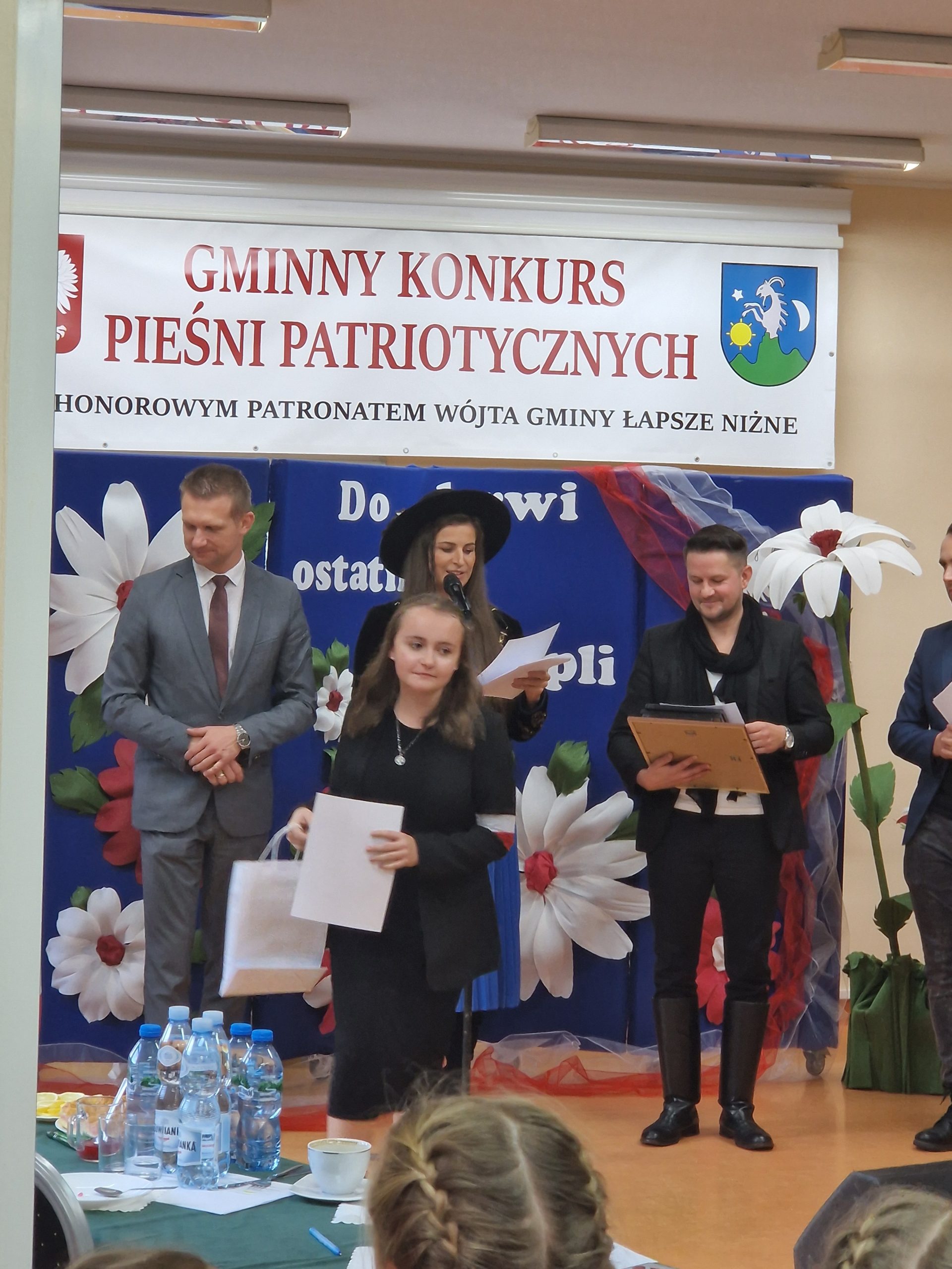 Patriotyczne nuty zwycięstwa – sukcesy uczniów naszej szkoły w Gminnym Konkursie Pieśni Patriotycznej