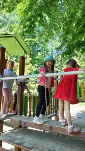 Dzień pełen wrażeń: Przedszkolaki w zoo!