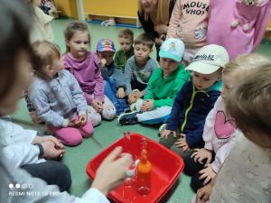 Naukowe spotkanie z Faradayem Przedszkolaki odkrywają fizykę!